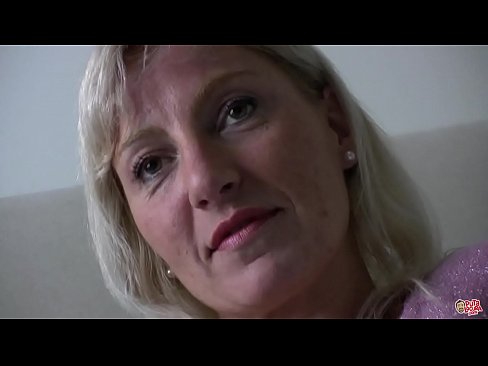 ❤️ Hamımızın sikdiyimiz ana ... Xanım, özünüzü aparın! ☑ Sikiş videosu bizdə az.porno-flix.ru ❌️❤